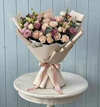 Букет цветов из:  Розы и Лизиантусы #REPLACE_PRED# Урени