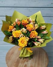 Букет цветов из:  Альстромерии и Розы в Урени