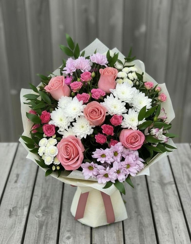 Букет цветов из: Альстромерии, Гвоздики, Розы и Хризантемы в Урени