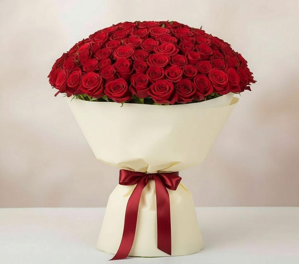 Букет 101 Красная роза Милано в Урени