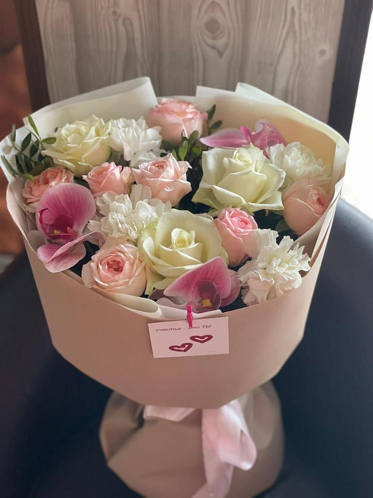 Букет цветов из: Орхидеи, Розы и Гвоздики в Урени