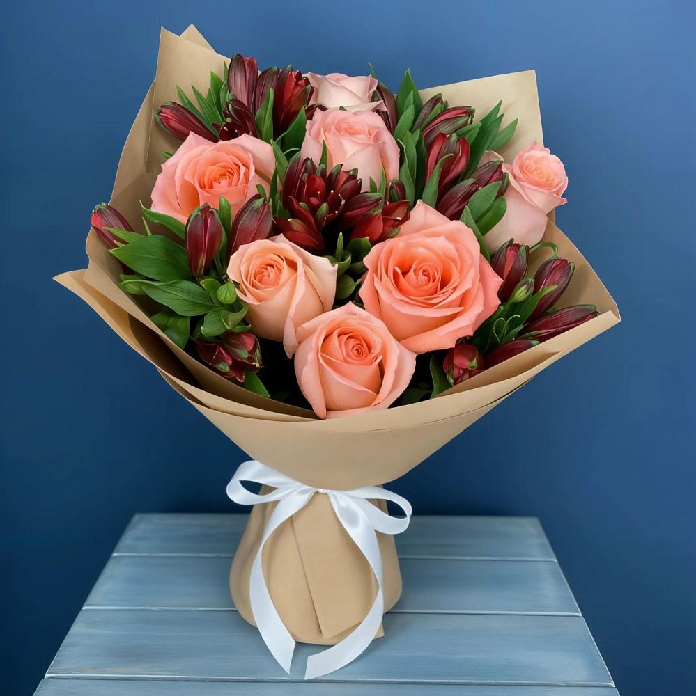 Букет цветов из: Розы и Альстромерии в Урени