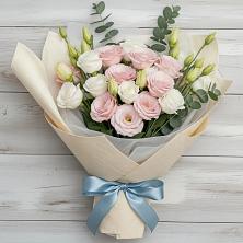 Букет цветов из:  Лизиантусы в Урени