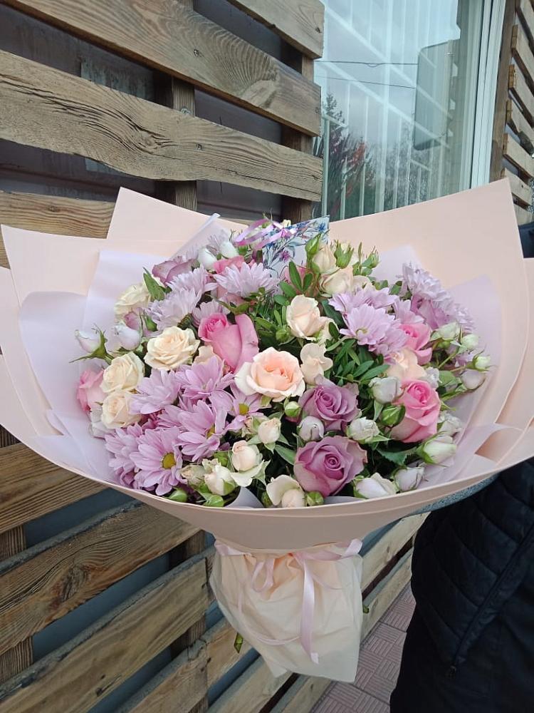 Букет цветов из: Розы и Хризантемы в Урени