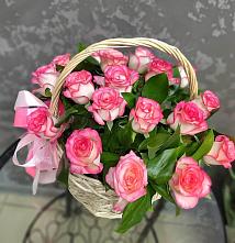 Цветочная композиция из Розы в корзине #REPLACE_PRED# Урени