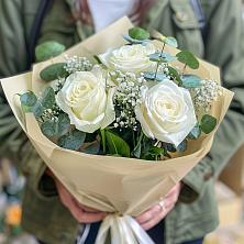 Букет цветов из:  Розы в Урени