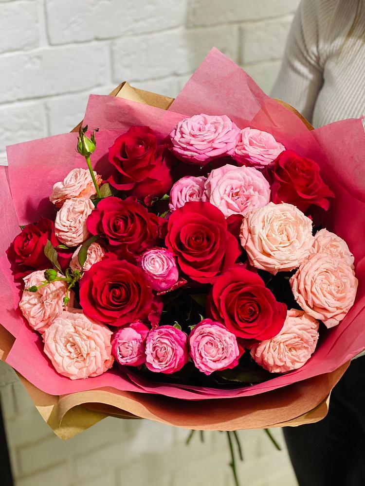 Букет цветов из: Розы в Урени