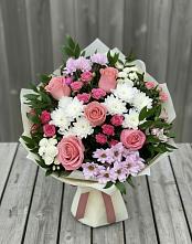 Букет цветов из:  Альстромерии, Гвоздики, Розы и Хризантемы в Урени