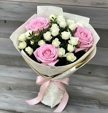 Букет цветов из:  Розы в Урени