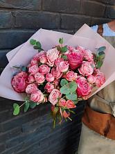 Букет цветов из:  Розы в Урени