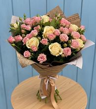 Букет цветов из:  Розы в Урени