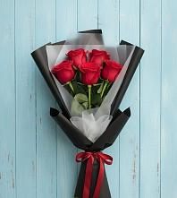 Букет цветов из:  Розы в Урени