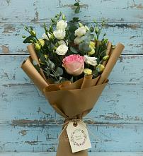 Букет цветов из:  Розы и Лизиантусы #REPLACE_PRED# Урени