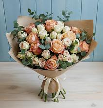 Букет цветов из:  Альстромерии и Розы в Урени
